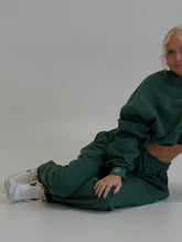 Load image into Gallery viewer, Alexia Crew
