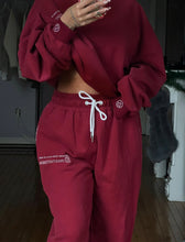 Load image into Gallery viewer, Mock Neck Crew Maroon
